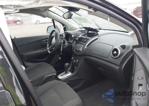 2016 Chevrolet Trax 1Ls z USA, uszkodzony, nr VIN KL7CJNSB1GB586967